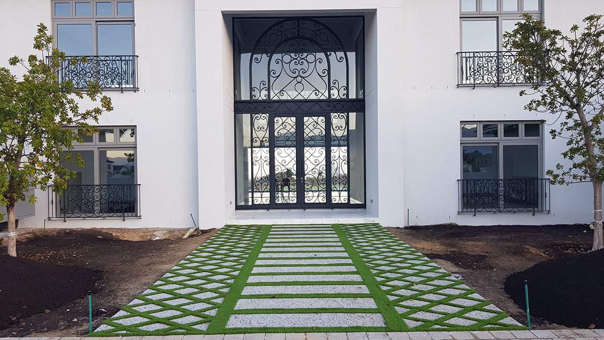 Block And Turf 3